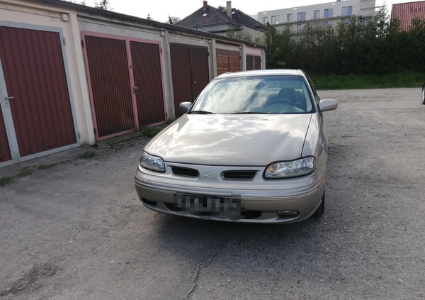 Oldsmobile Cutlass cena 32000 przebieg: 200000, rok produkcji 1997 z Szamotuły małe 191